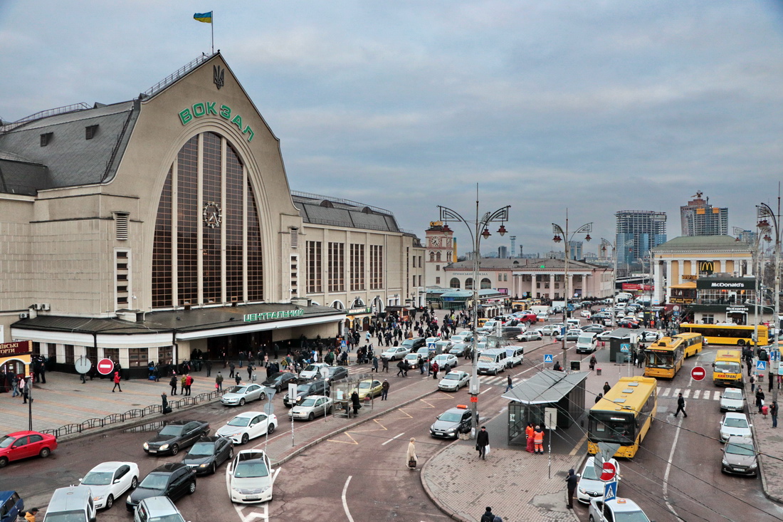 Kijev — Trolleybus Lines: Center, Pechersk, Zvirynets, Vydubychi