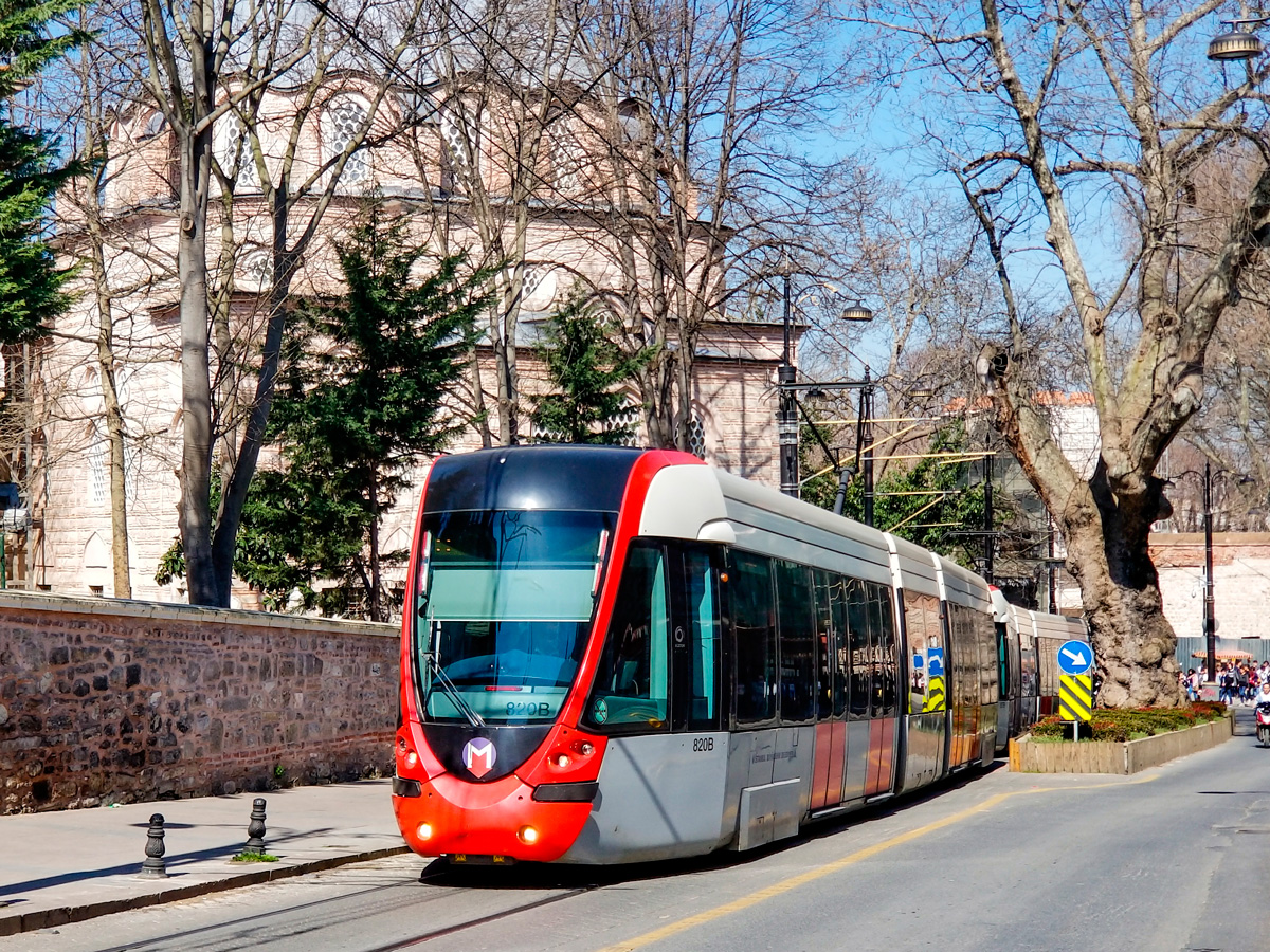 Isztambul, Alstom Citadis 304 — 820