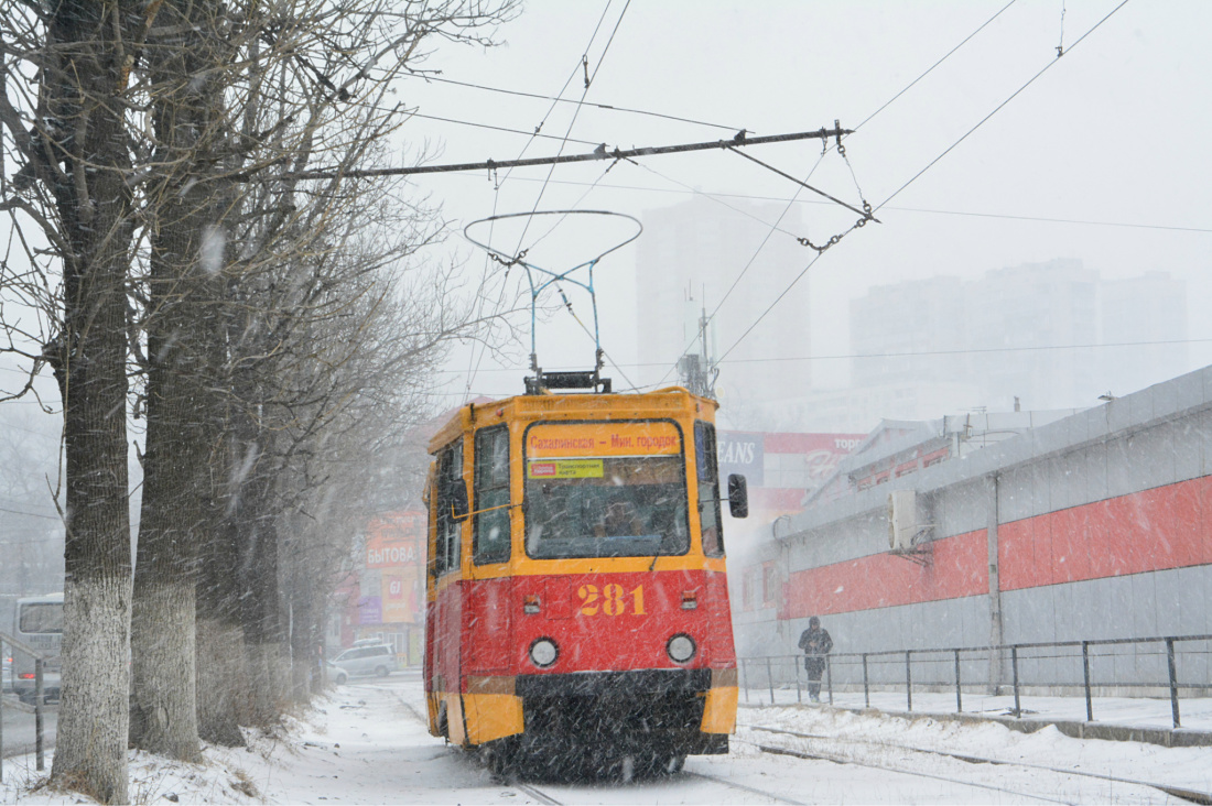 Владивосток, 71-605А № 281; Владивосток — Снегопады