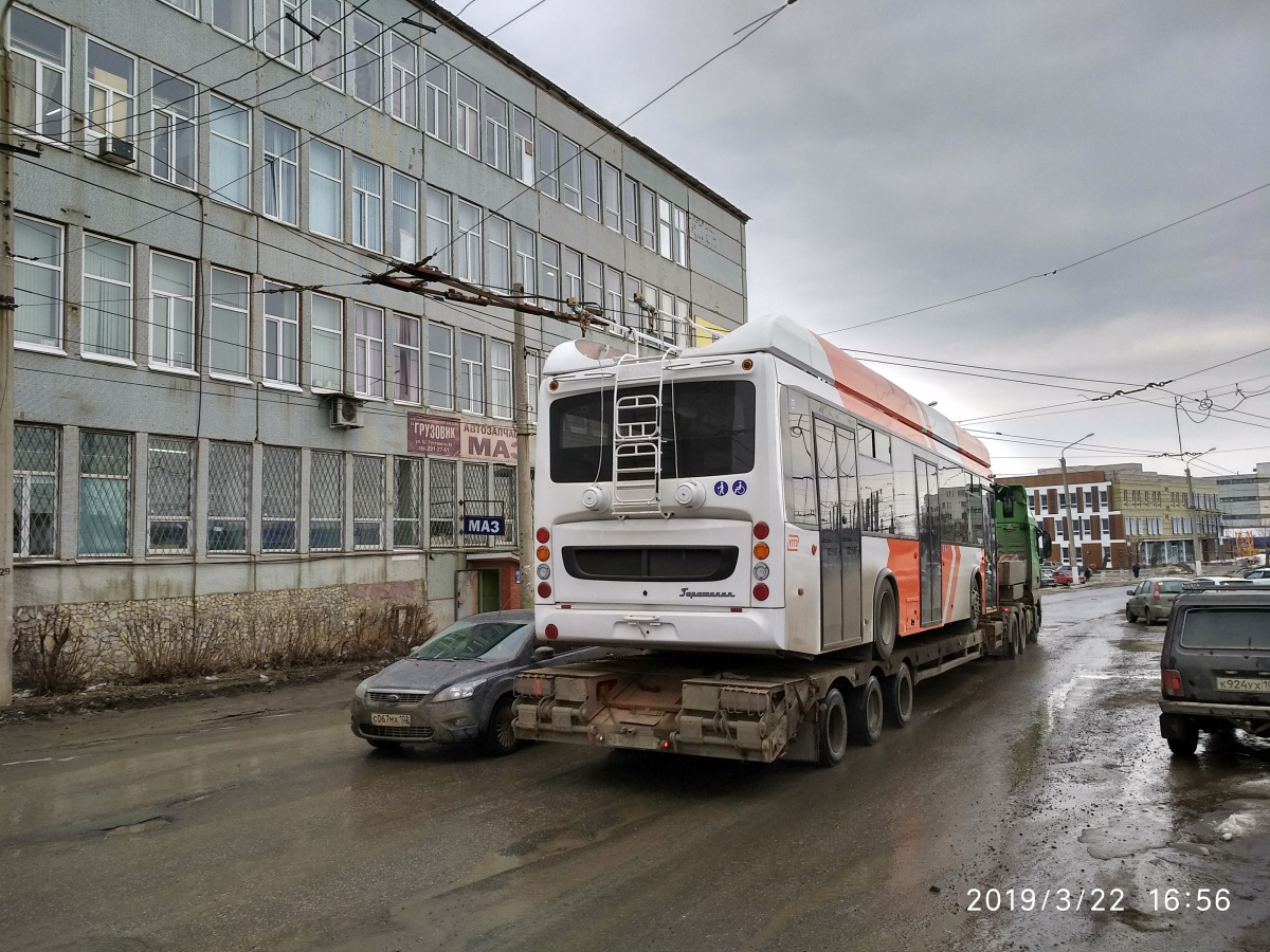 Kirov, UTTZ-6241-10-02 “Gorozhanin” N°. 777; Oufa — New BTZ trolleybuses