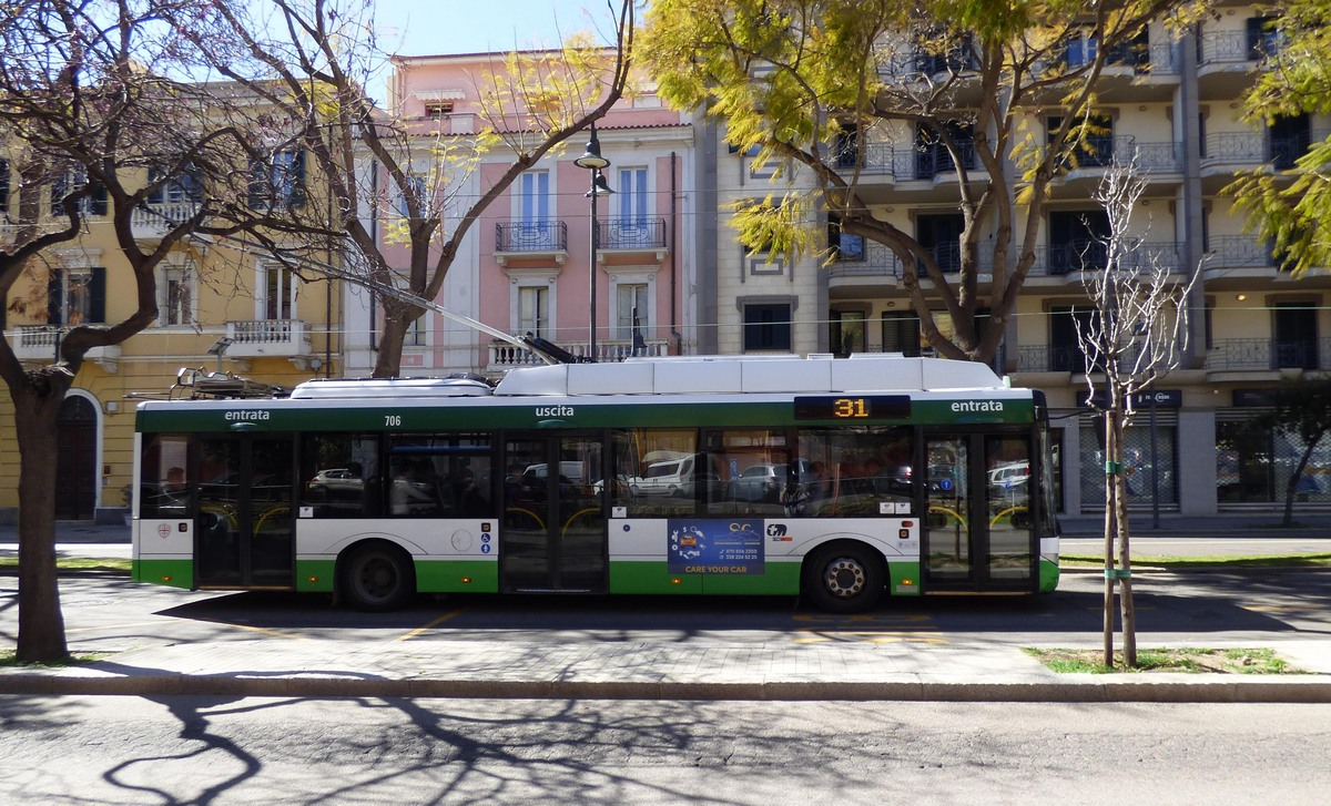 Cagliari, Solaris Trollino III 12 Škoda č. 706