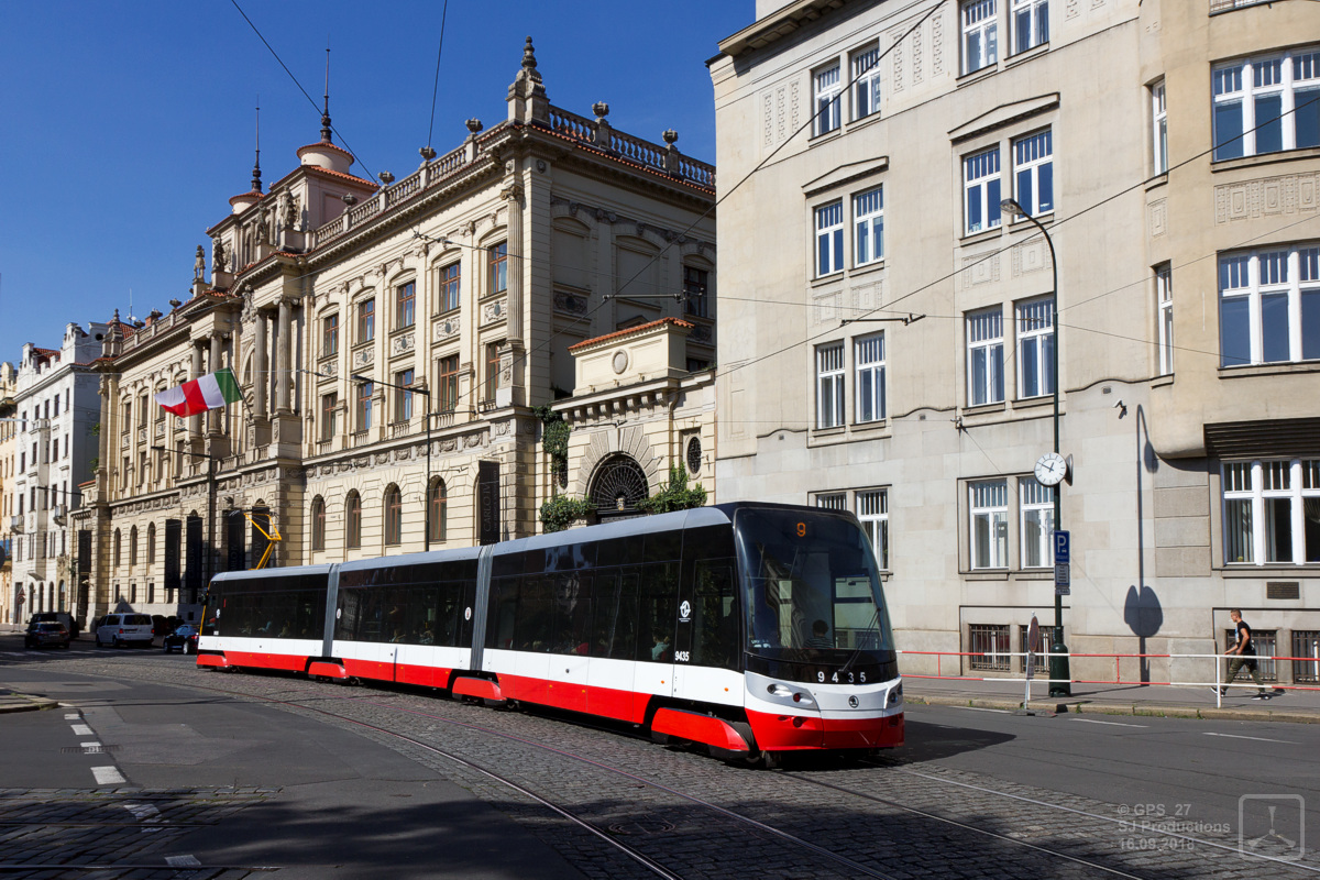 Praga, Škoda 15T7 ForCity Alfa Praha nr. 9435