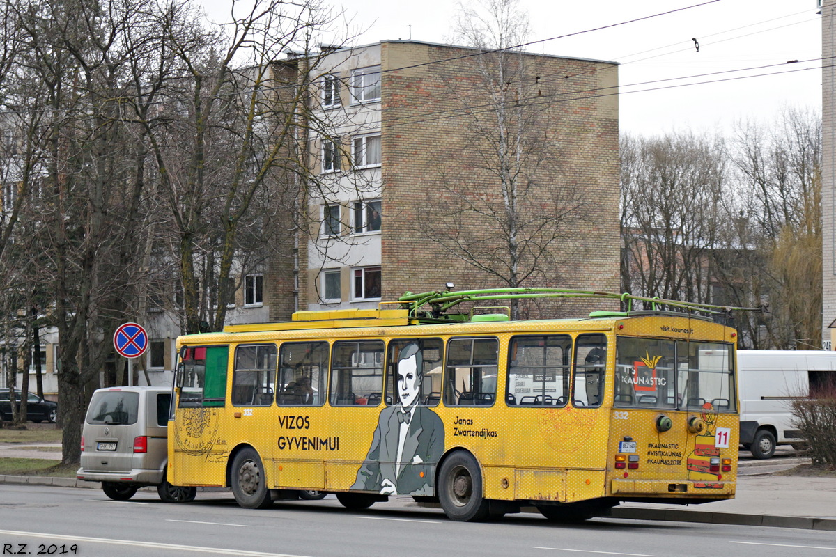 Kowno, Škoda 14Tr01 Nr 332