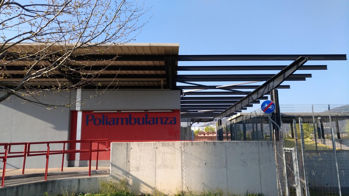 Brescia — Entry canopies construction; Brescia — Underground