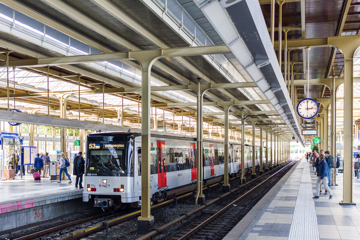 Amsterdam — Metro