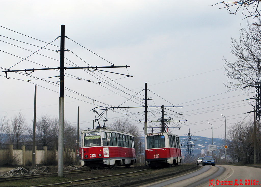 Saratow, 71-605 (KTM-5M3) Nr. 2210; Saratow, 71-605 (KTM-5M3) Nr. 2219