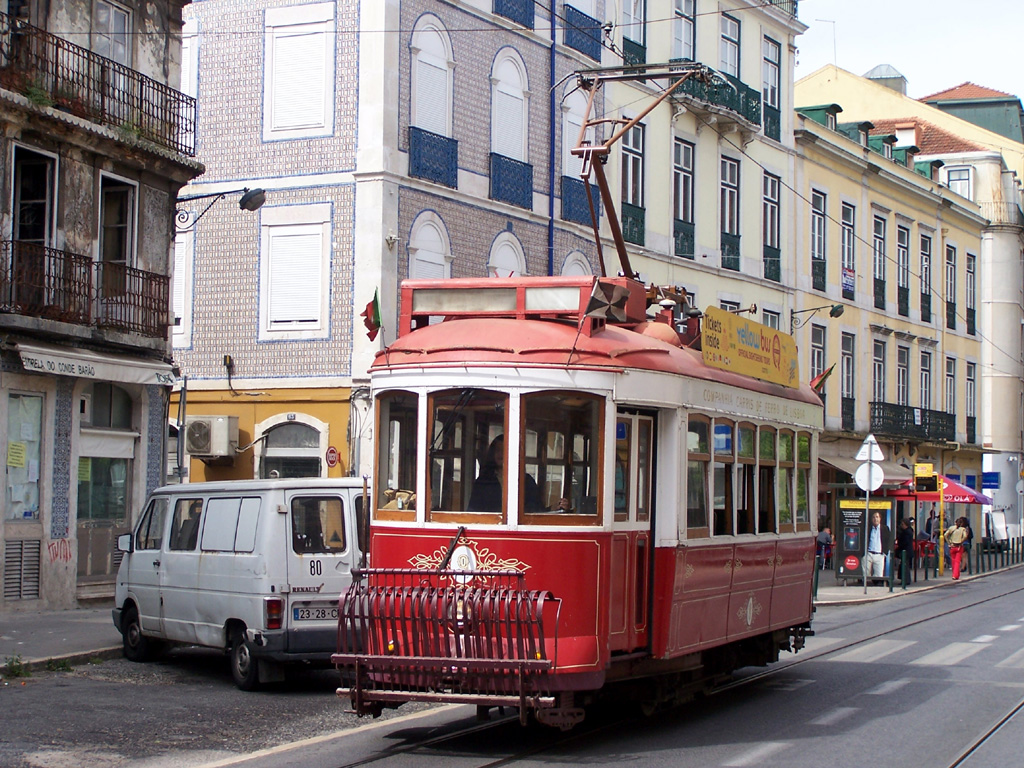 Lisbon, Carris 2-axle motorcar (Remodelado) nr. 9