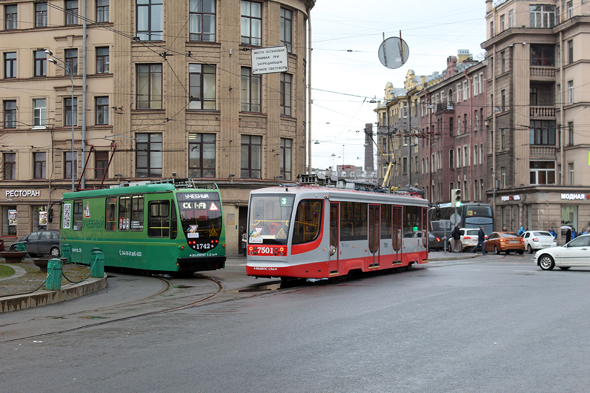 Saint-Petersburg, 71-134A (LM-99AVN) № 1742; Saint-Petersburg, 71-623-02 № 7501; Saint-Petersburg — Terminal stations