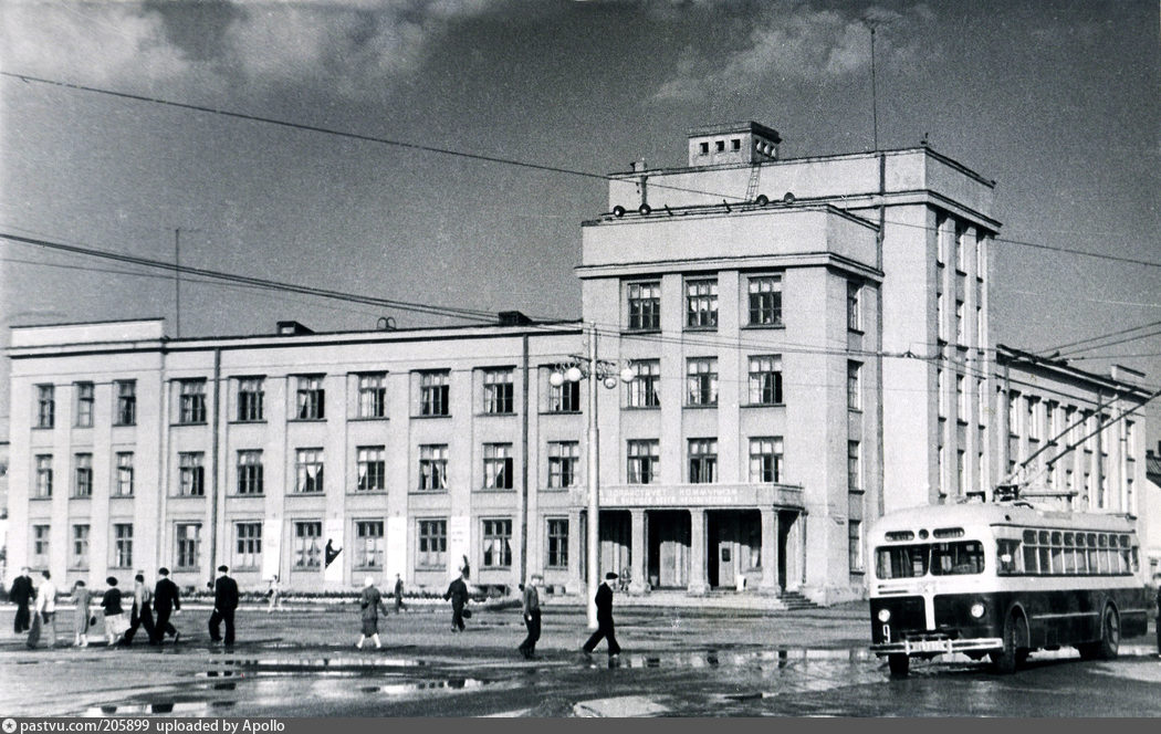 Kamieńsk Uralski, MTB-82D Nr 9; Kamieńsk Uralski — Old photos