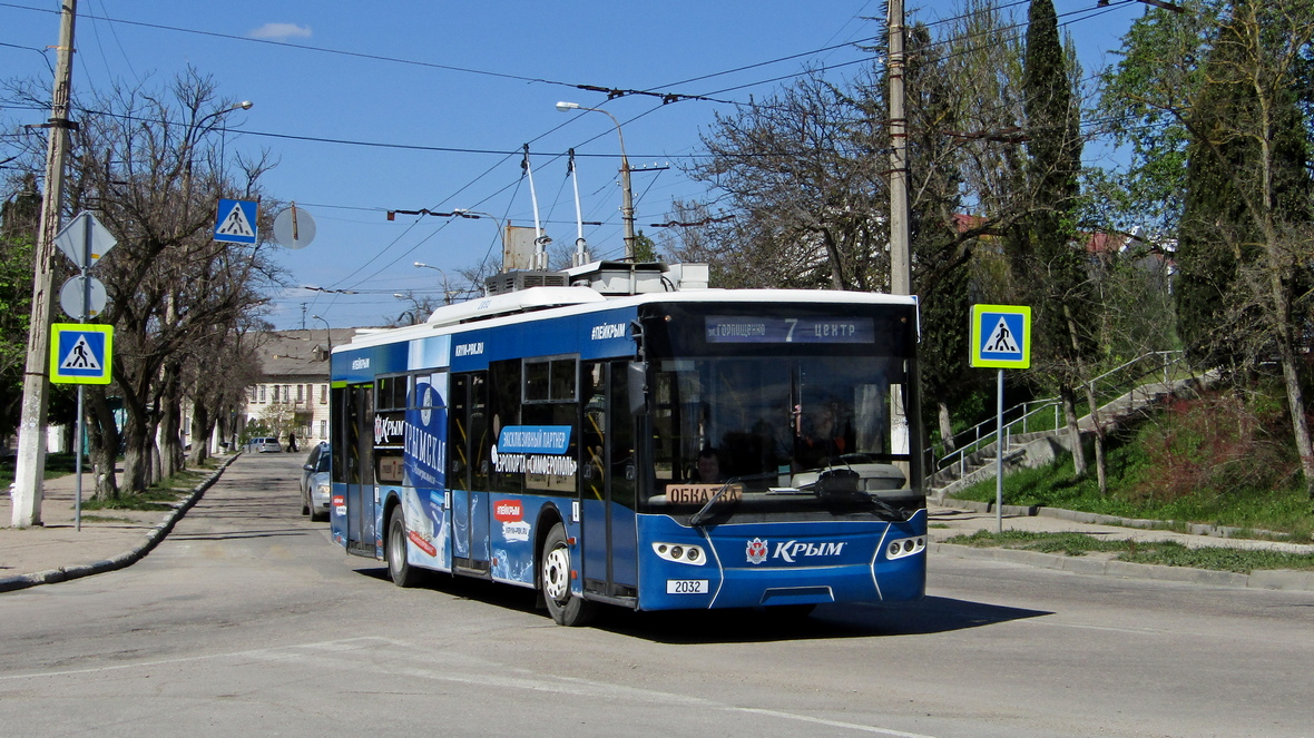 Sevastopol, LAZ E183A1 № 2032