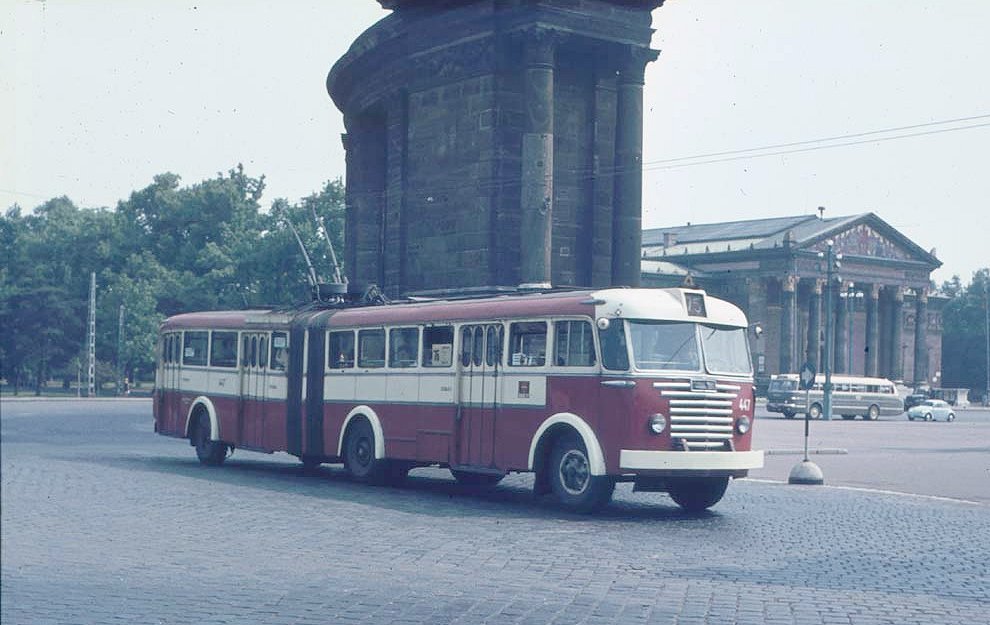 Budapešta, Ikarus 60TCS № 447