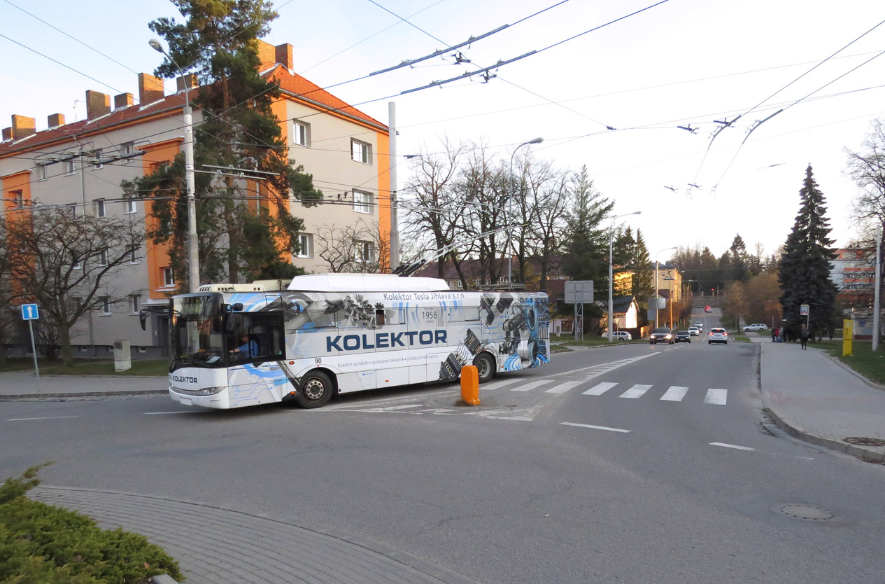Йиглава, Škoda 26Tr Solaris III № 90; Йиглава — Троллейбусные линии и инфраструктура