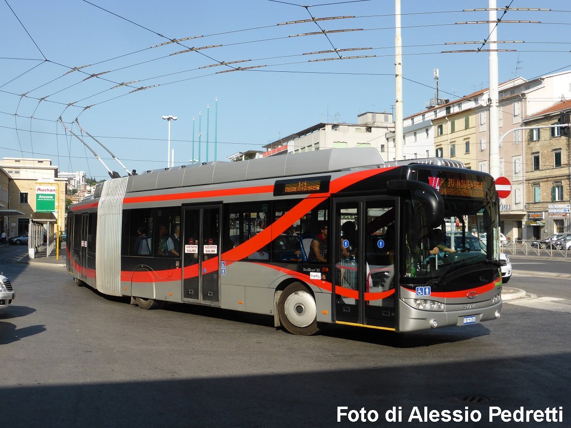 Ancona, Solaris Trollino III 18 AC nr. 011