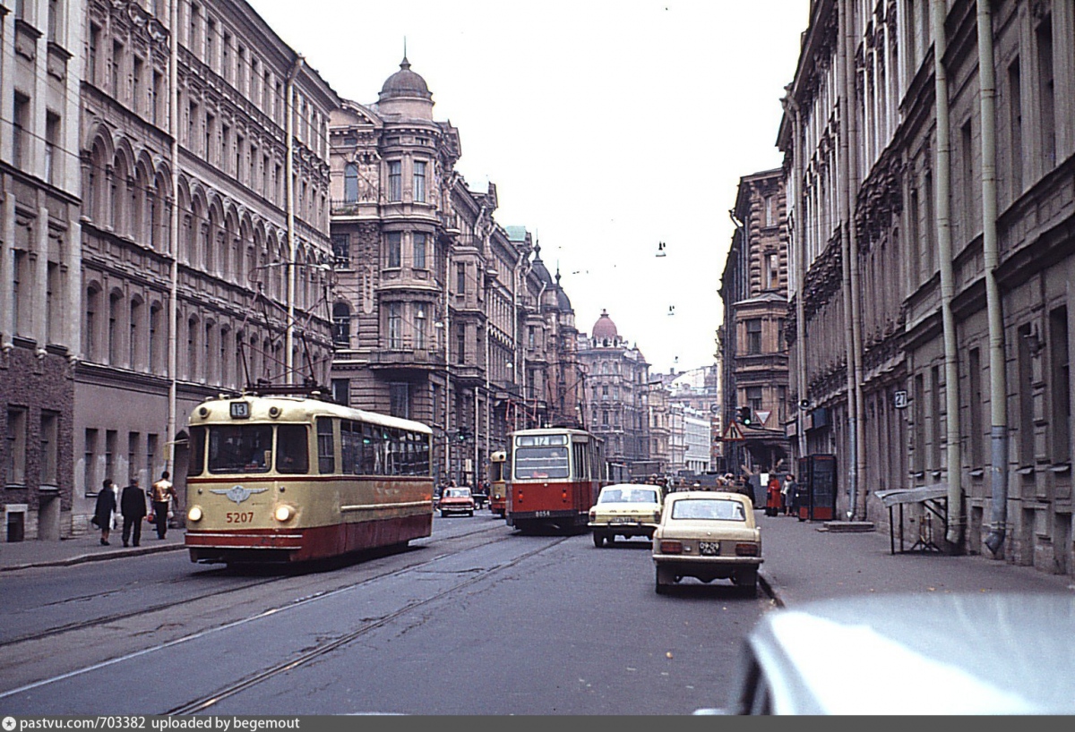 Sanktpēterburga, LM-57 № 5207; Sanktpēterburga, LM-68M № 8054; Sanktpēterburga — Historic Photos of Tramway Infrastructure; Sanktpēterburga — Historic tramway photos