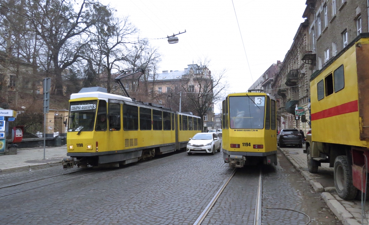 Lwów, Tatra KT4DM Nr 1190; Lwów, Tatra KT4DM Nr 1194