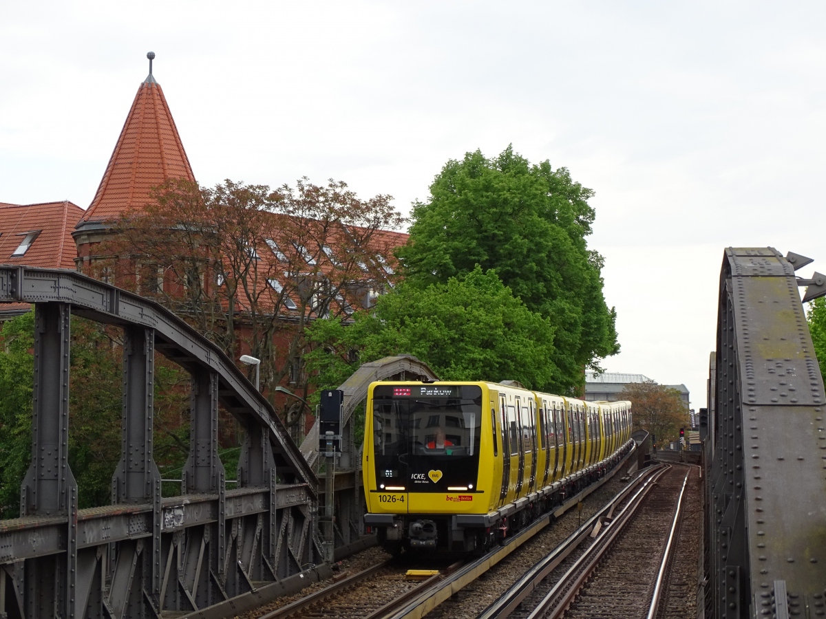 Берлин, BVG IK 15U № 1026