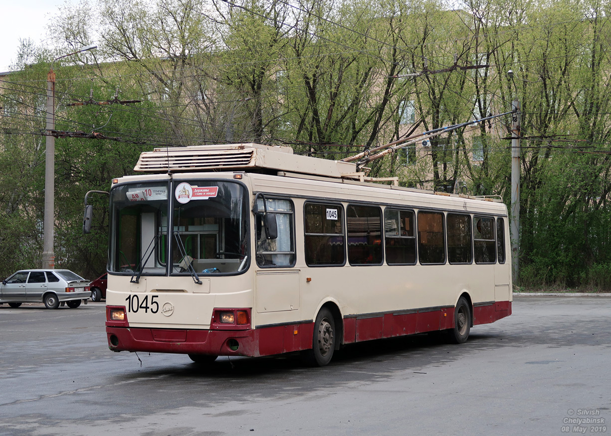 Челябинск, ЛиАЗ-5280 (ВЗТМ) № 1045