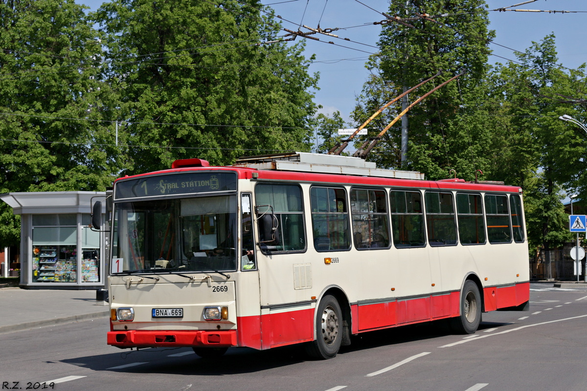 Вильнюс, Škoda 14Tr17/6M № 2669