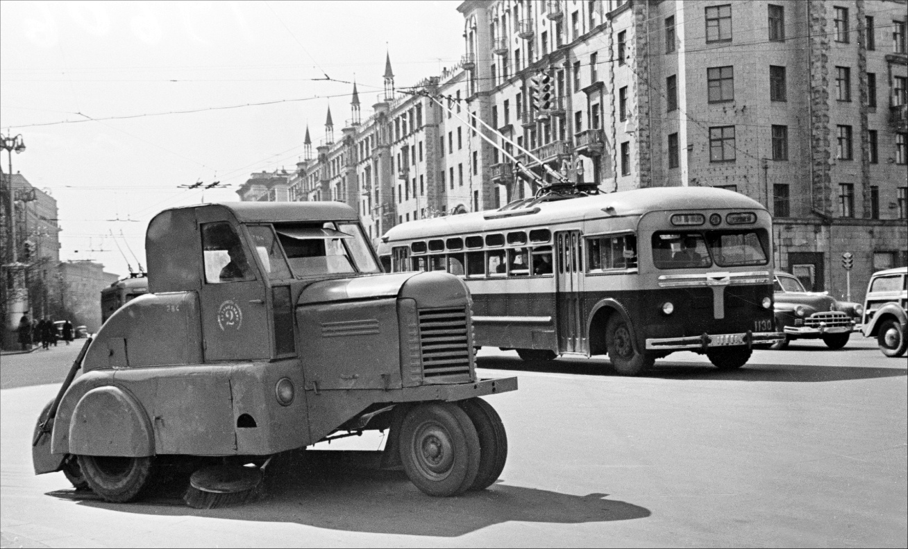 Москва, МТБ-82М № 1130; Москва — Исторические фотографии — Трамвай и Троллейбус (1946-1991)