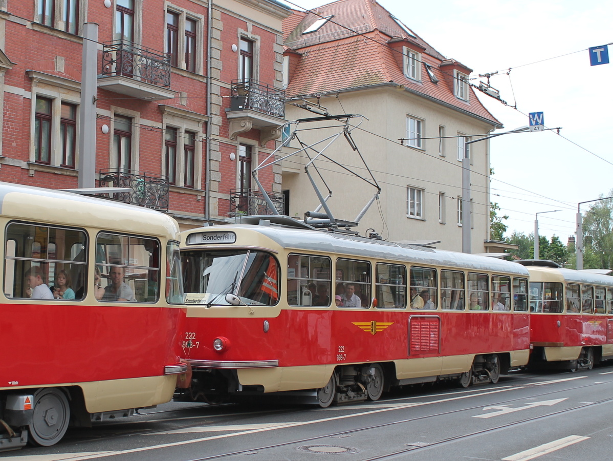 Дрезден, Tatra T4D № 222 998 (201 315); Дрезден — 25 лет Трамвайного музея — 50 лет Татры (03.06.2017)