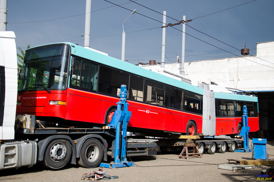 Chernivtsi, Hess SwissTrolley 2 (BGT-N1) № 391