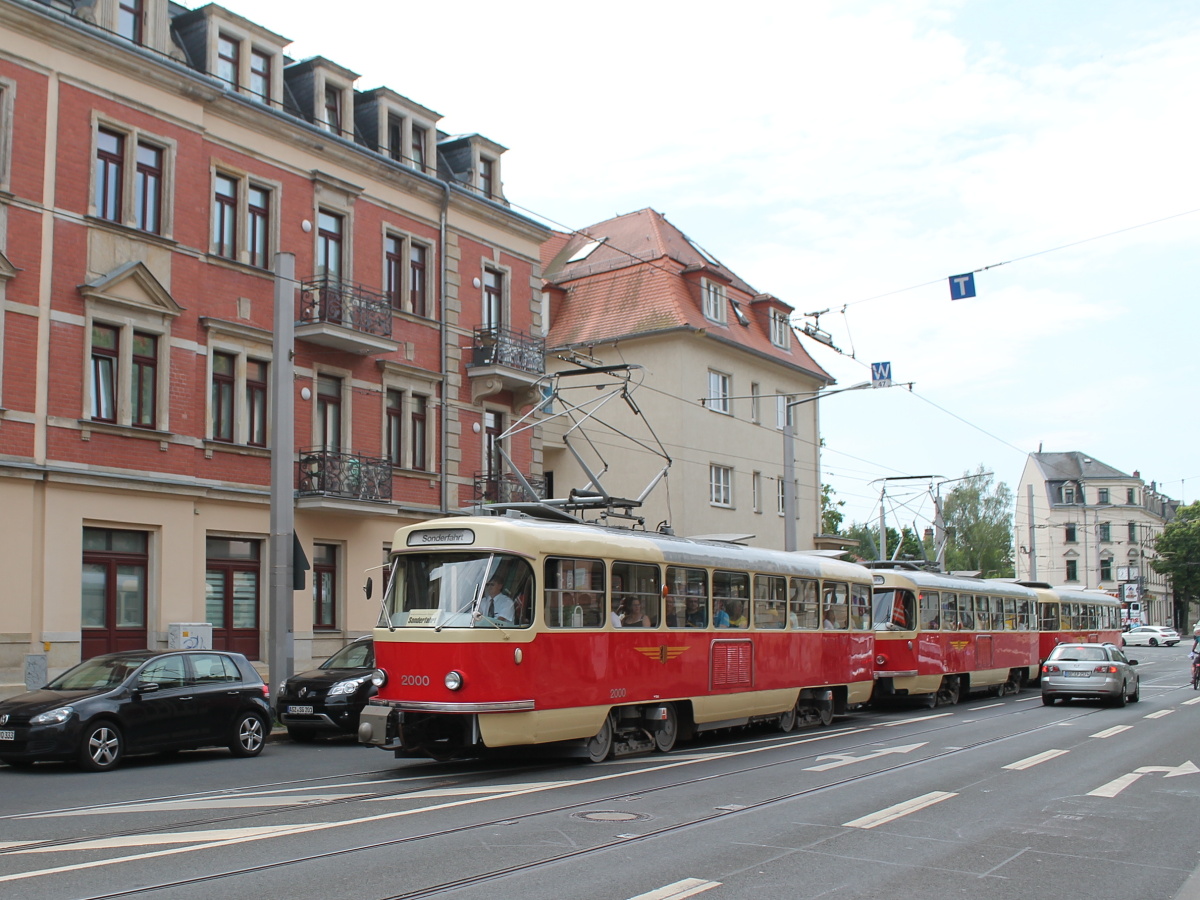 Дрезден, Tatra T4D № 2000 (201 314); Дрезден — 25 лет Трамвайного музея — 50 лет Татры (03.06.2017)