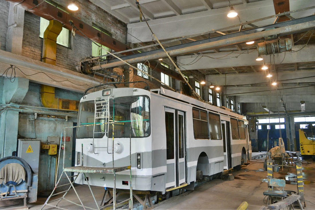 Vladivostok, ZiU-682G-016.02 # 253; Vladivostok — Trolleybuses' Maintenance and Parts