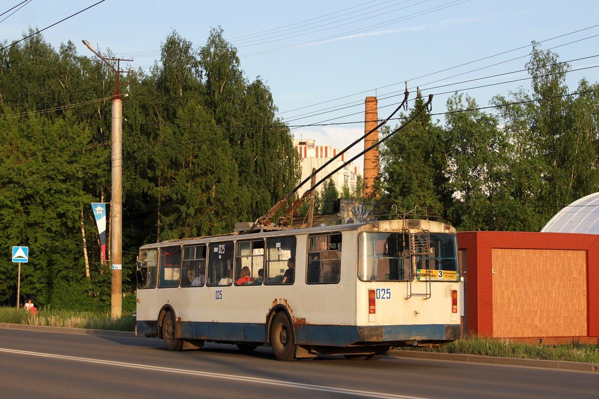 Смоленск, ЗиУ-682 (УРТТЗ) № 025
