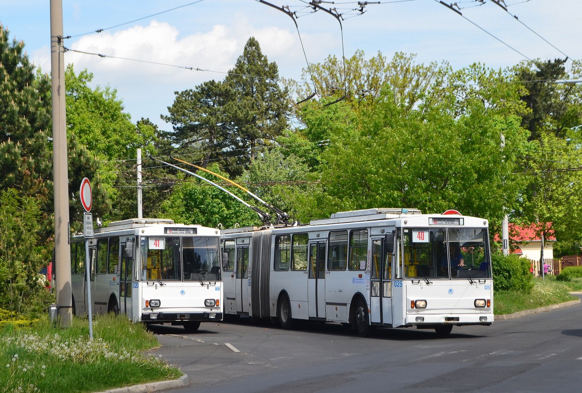 Хомутов, Škoda 15Tr11/7 № 025