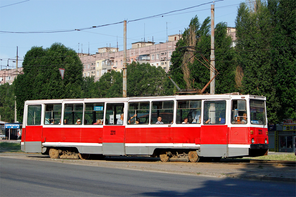 Dnipras, 71-605 (KTM-5M3) nr. 2211