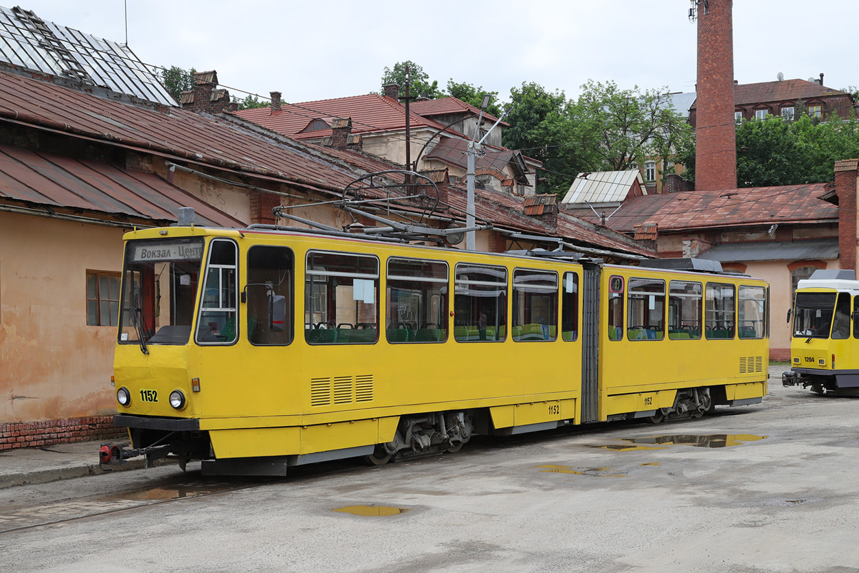 Львов, Tatra KT4D № 1152; Львов — Выставка трамваев по случаю 125 годовщины львовского трамвая