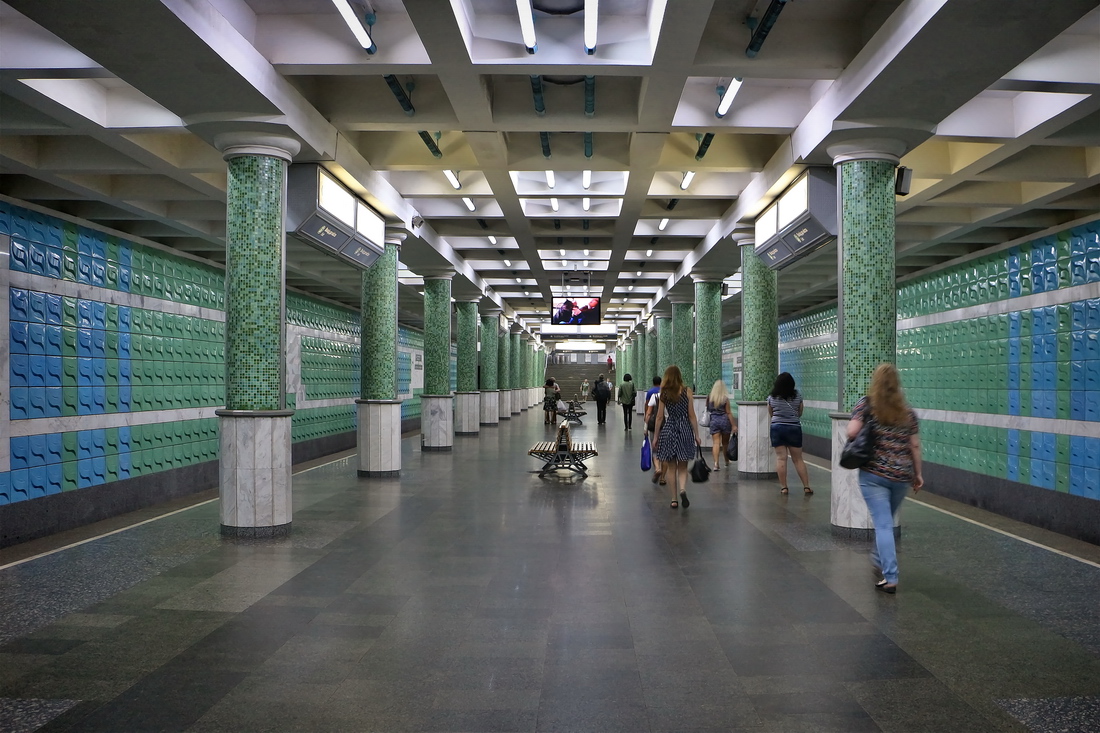 哈爾科夫 — Metro — Alekseevskaya Line