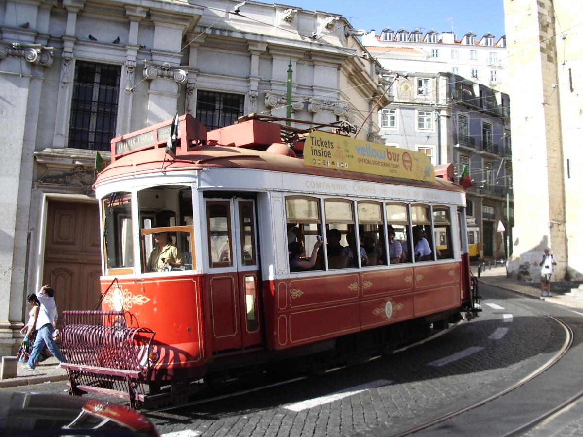 Лиссабон, Carris 2-axle motorcar (Remodelado) № 8