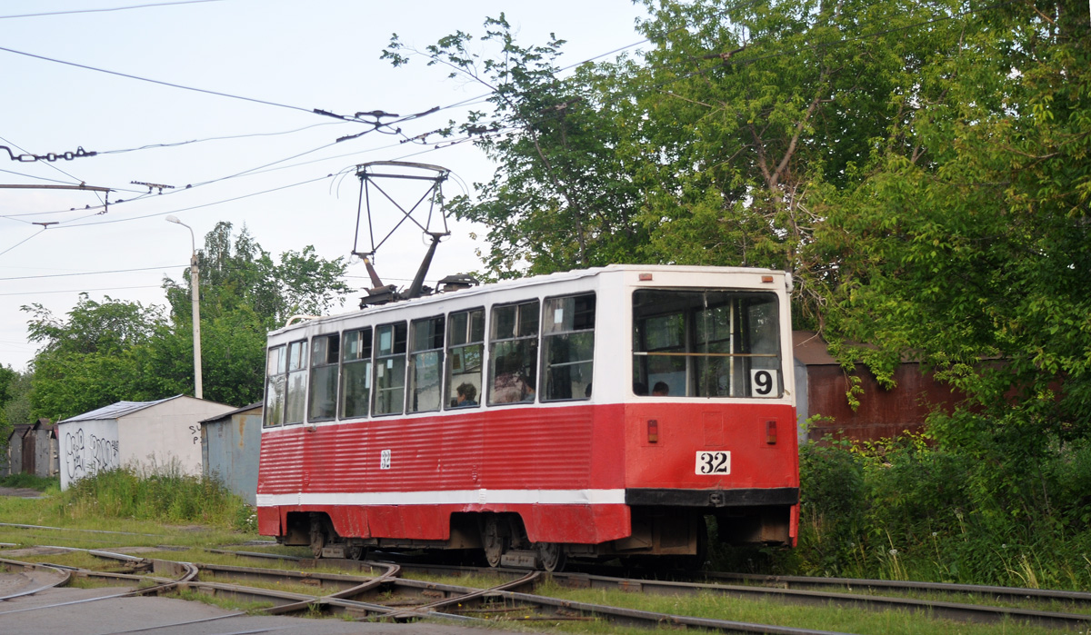 Omsk, 71-605A # 32