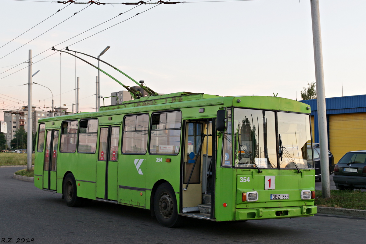 Kaunas, Škoda 14Tr02 č. 354