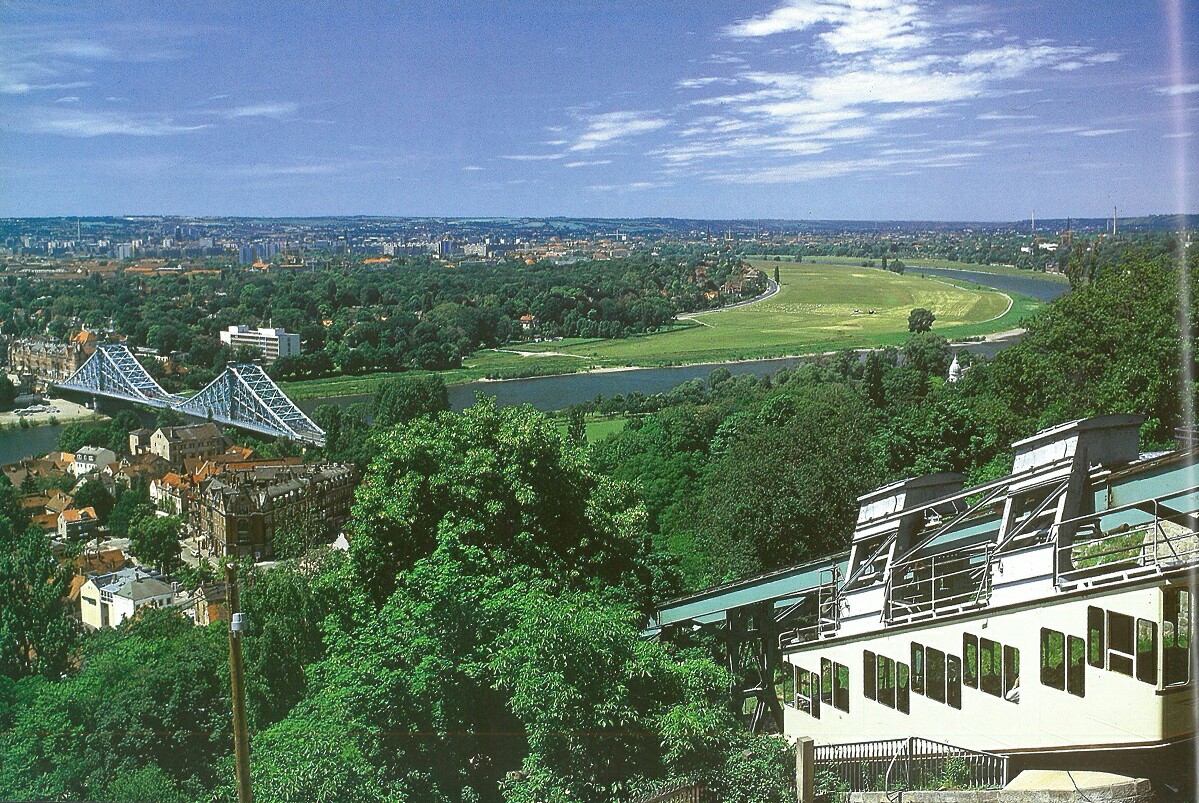 Drezda, Schwebebahn Dresden — 1; Drezda — Track and technology of the Dresden suspension railway
