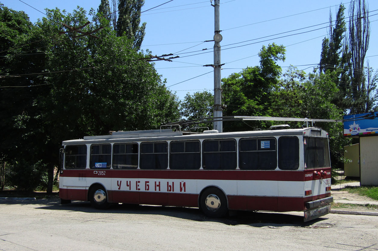 Crimean trolleybus, Škoda 14Tr02/6 # 2052