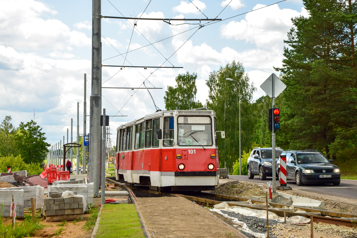 Väinalinn, 71-605A № 101; Väinalinn — Construction of the Daugavpils Hospital Line