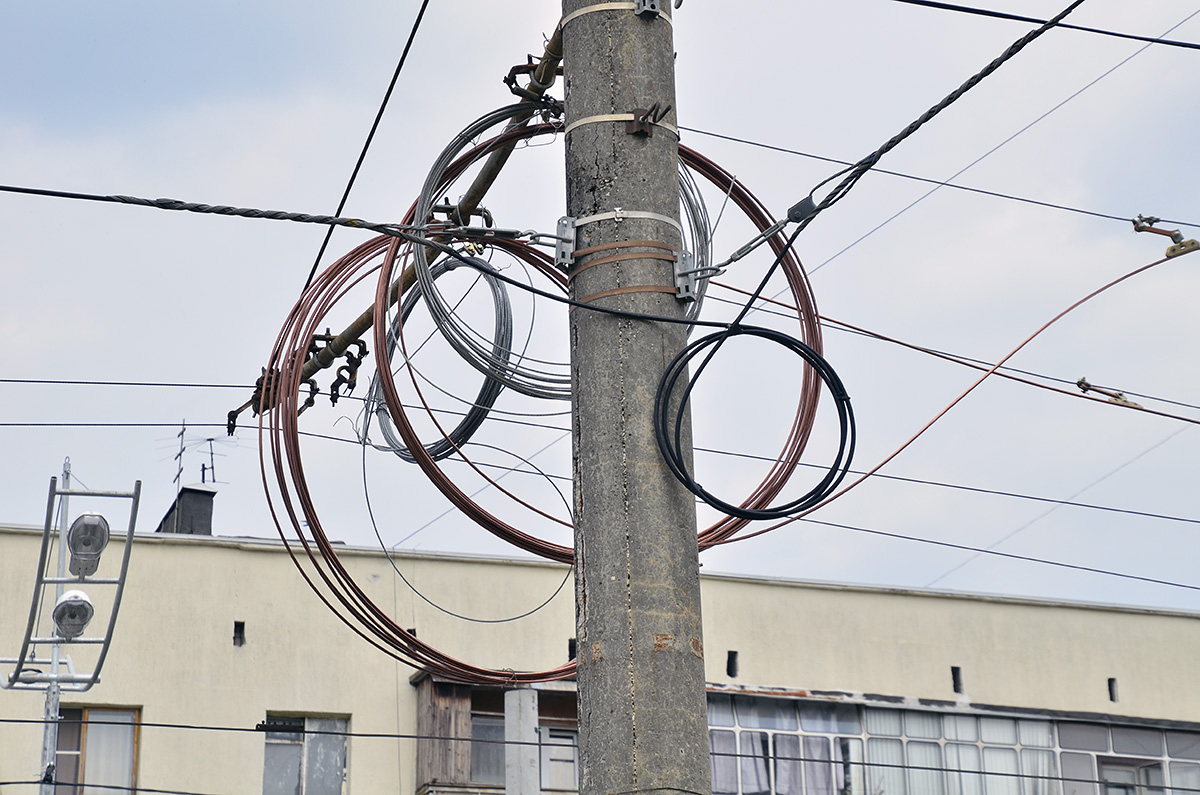 Novorosijskas — Overhead wiring