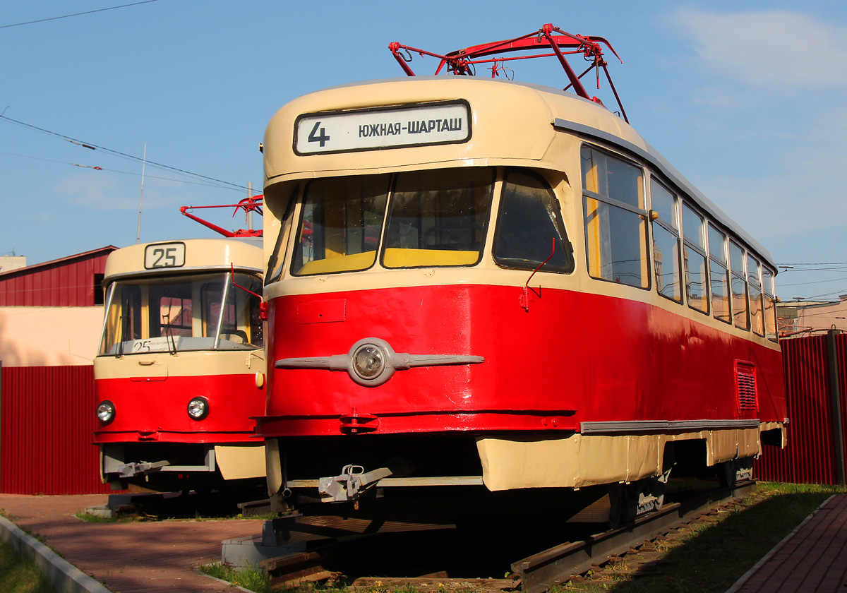 Yekaterinburg, Tatra T2SU nr. 359