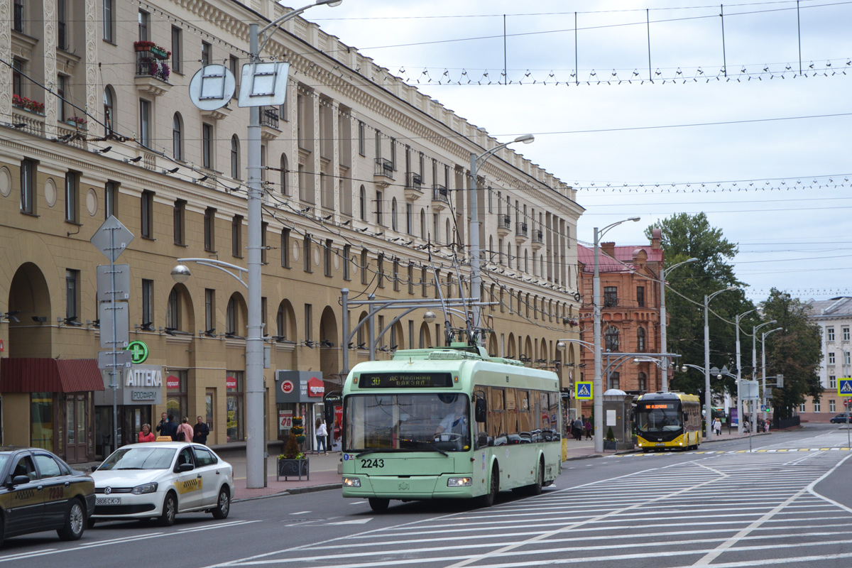 Minsk, BKM 321 č. 2243