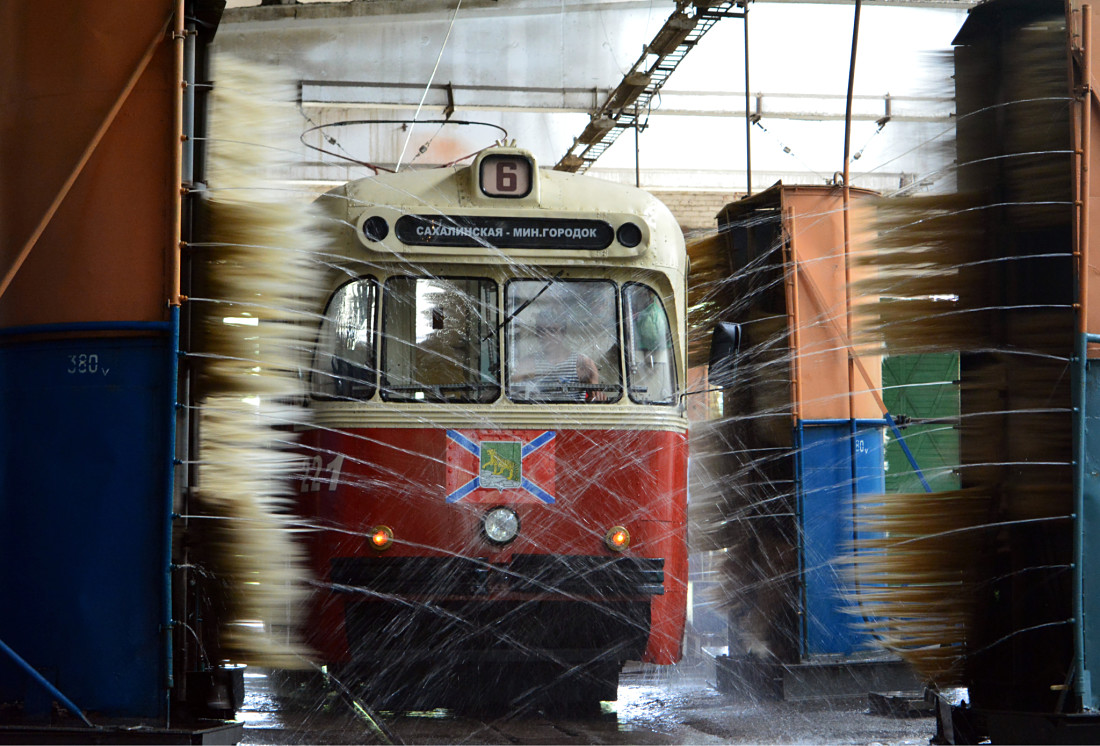 Vladivostok — Miscellaneous photos; Vladivostok — Theme trams