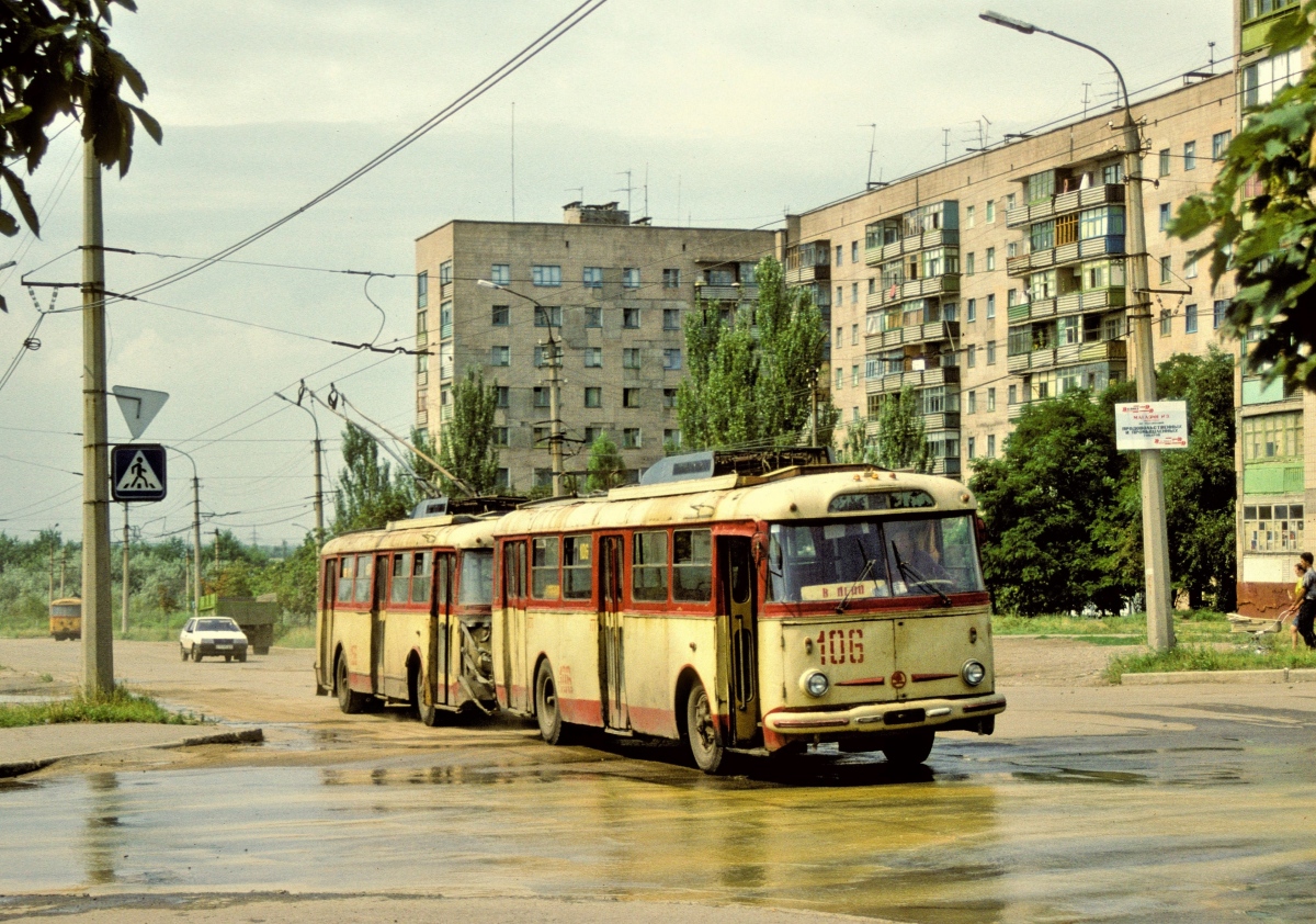 Горловка, Škoda 9Tr № 106; Горловка — Фотографии Дэвида Пирсона — 12.08.1993