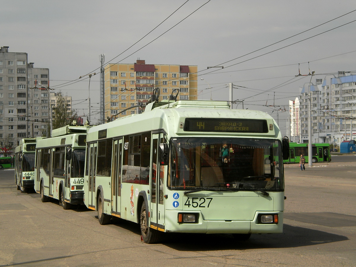 Минск, БКМ 32102 № 4527