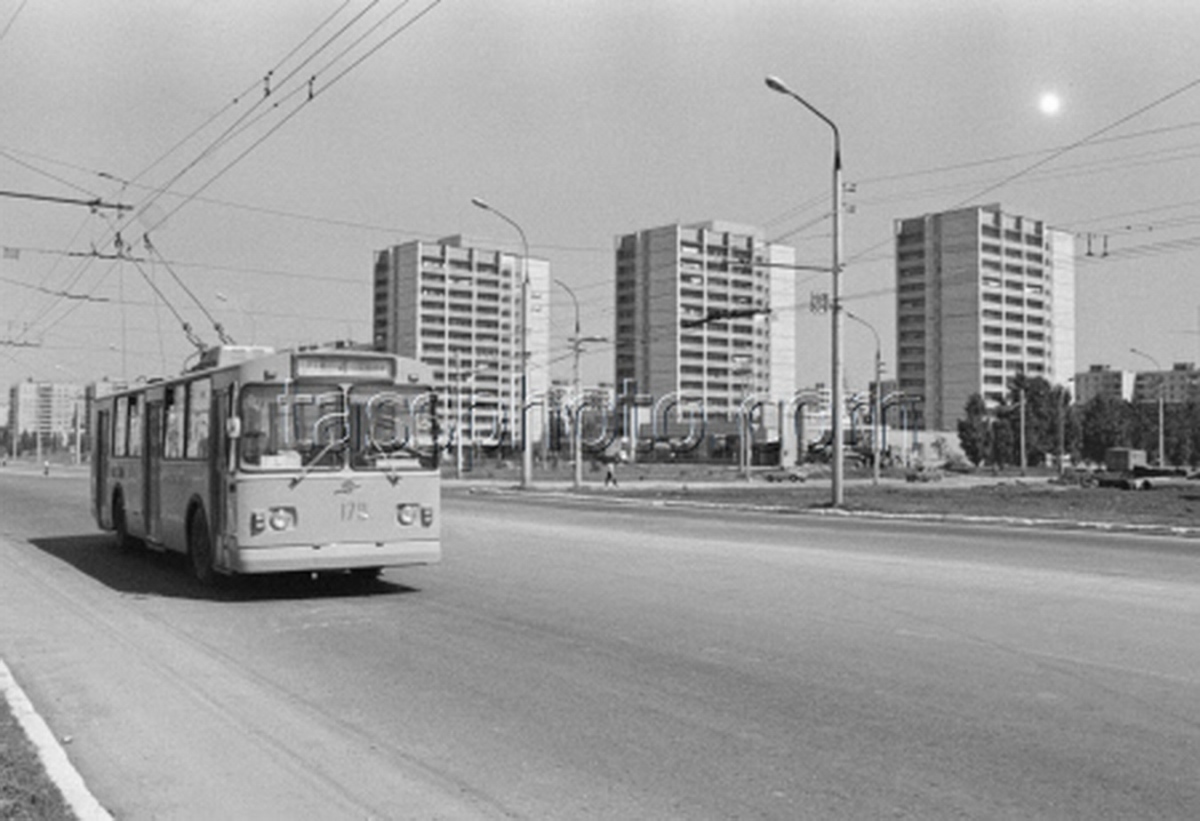 Балаково, ЗиУ-682В [В00] № 175; Балаково — Старые фотографии