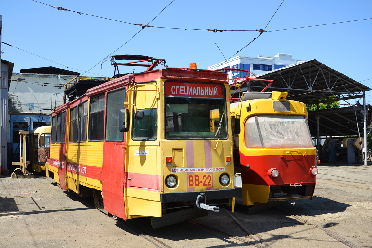 Краснодар, 71-605 (КТМ-5М3) № ВВ-22; Краснодар, Tatra T3SU № 135