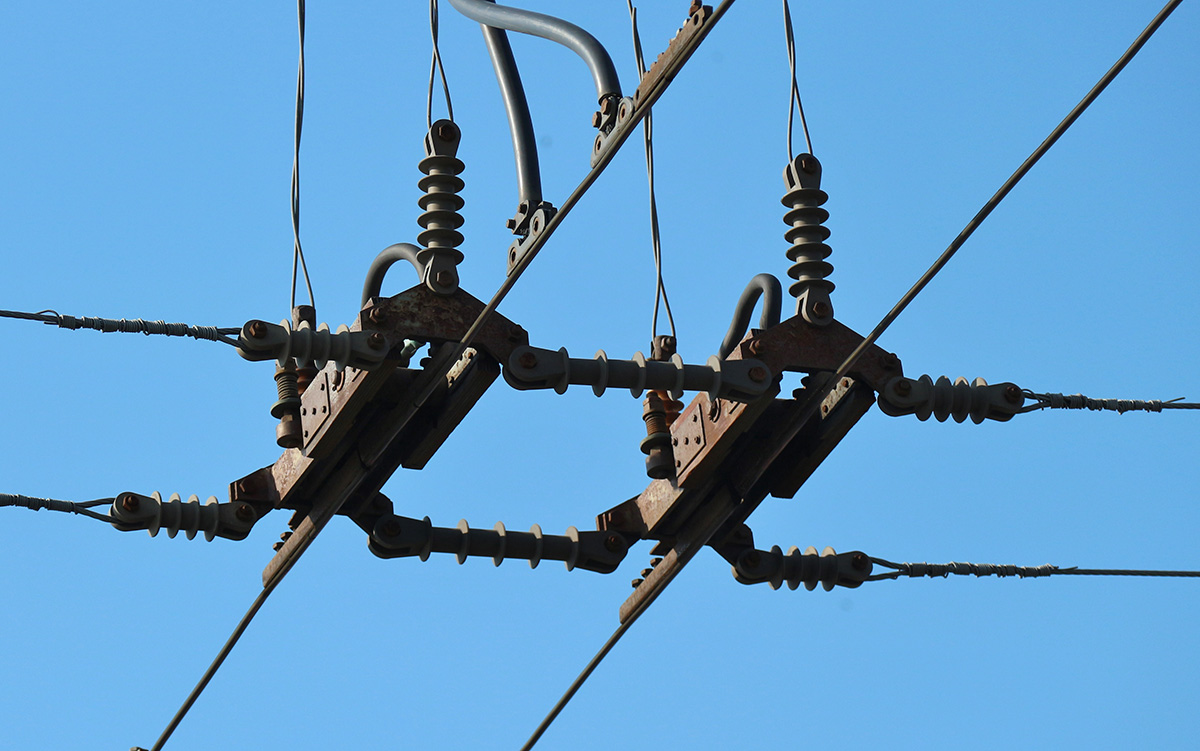 Saint-Petersburg — Overhead wiring and energy facilities