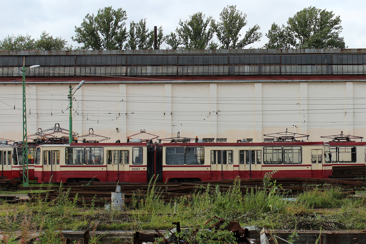 Санкт-Петербург, 71-147К (ЛВС-97К) № 8107; Санкт-Петербург — Служба пути (бывший трамвайный парк № 8)