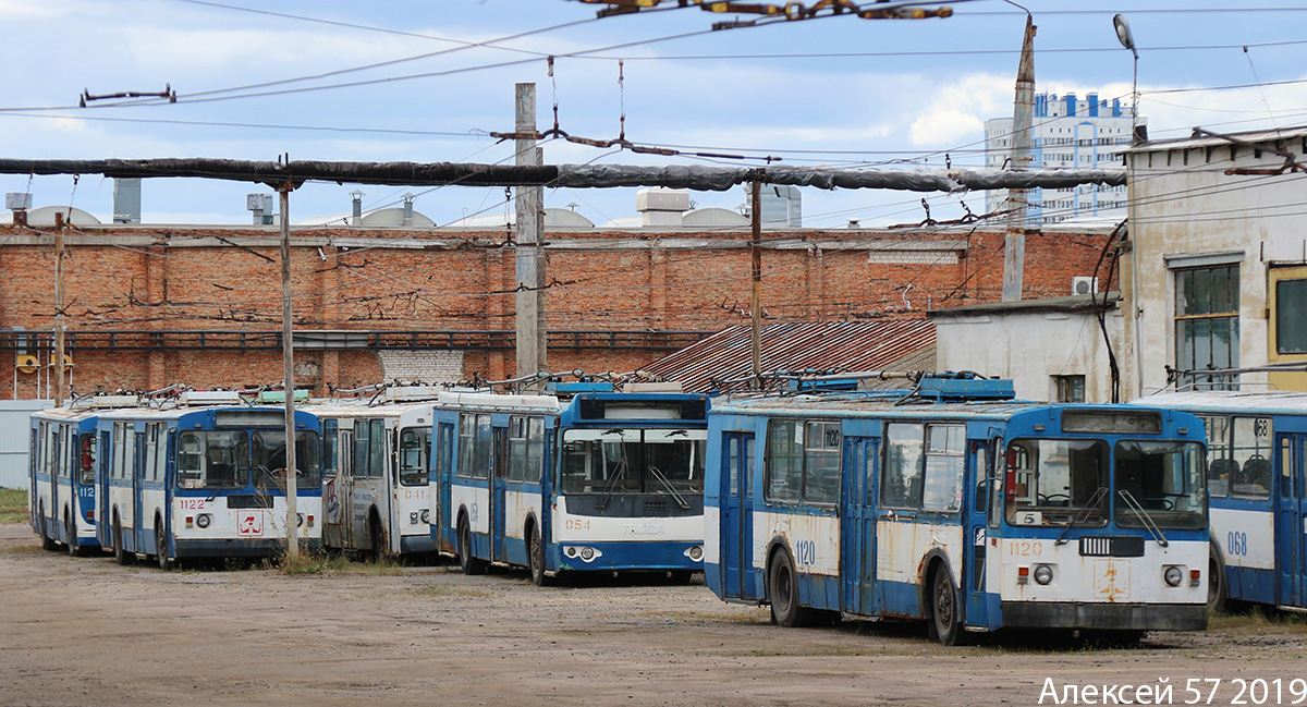 Oryol, ZiU-682G-016 (018) nr. 054; Oryol, ZiU-682G-016  [Г0М] nr. 1120; Oryol — Trolleybus depot