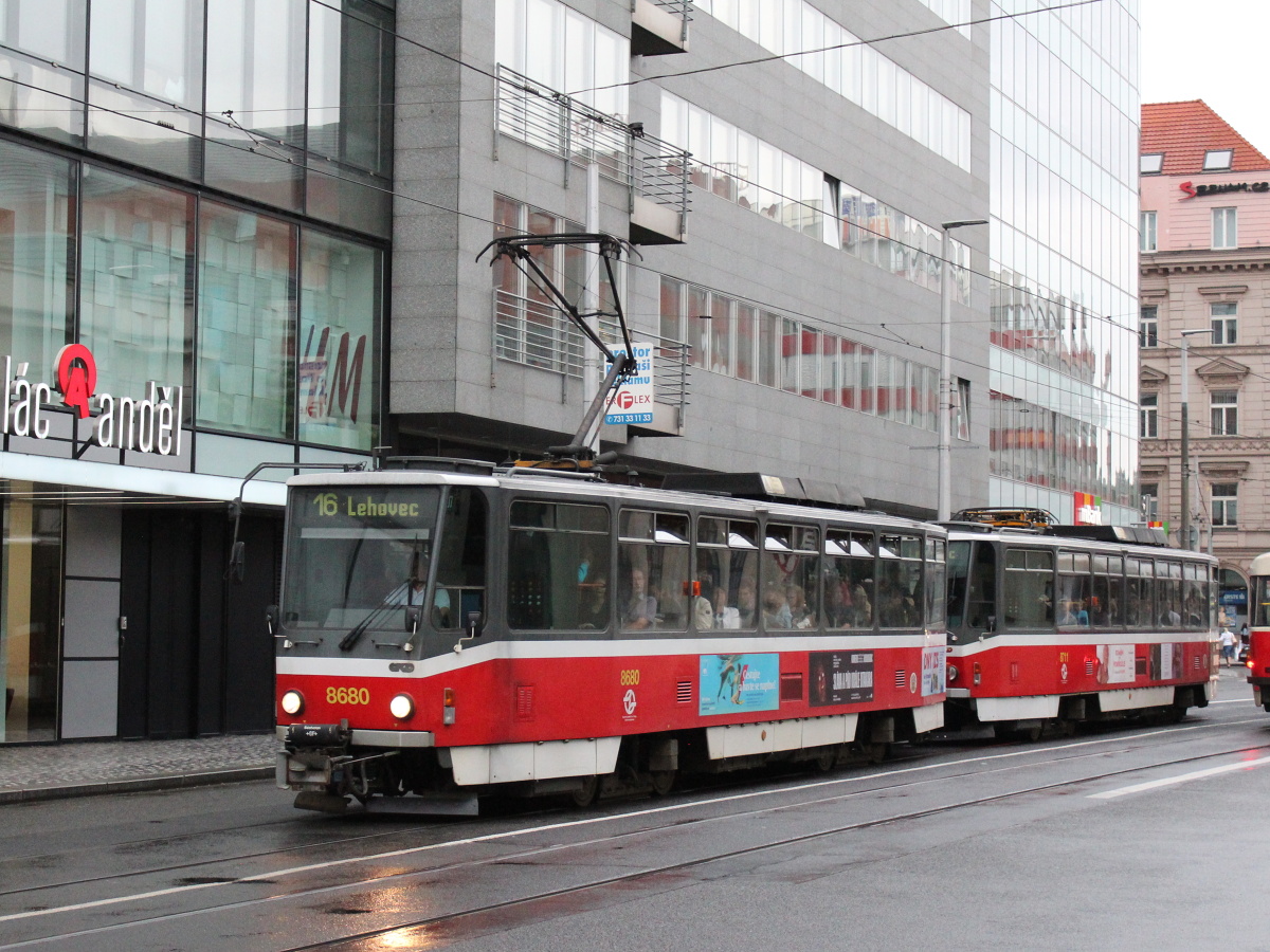 Прага, Tatra T6A5 № 8680